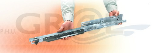 Prowadnice MOVENTO z Tip-On firmy BLUM